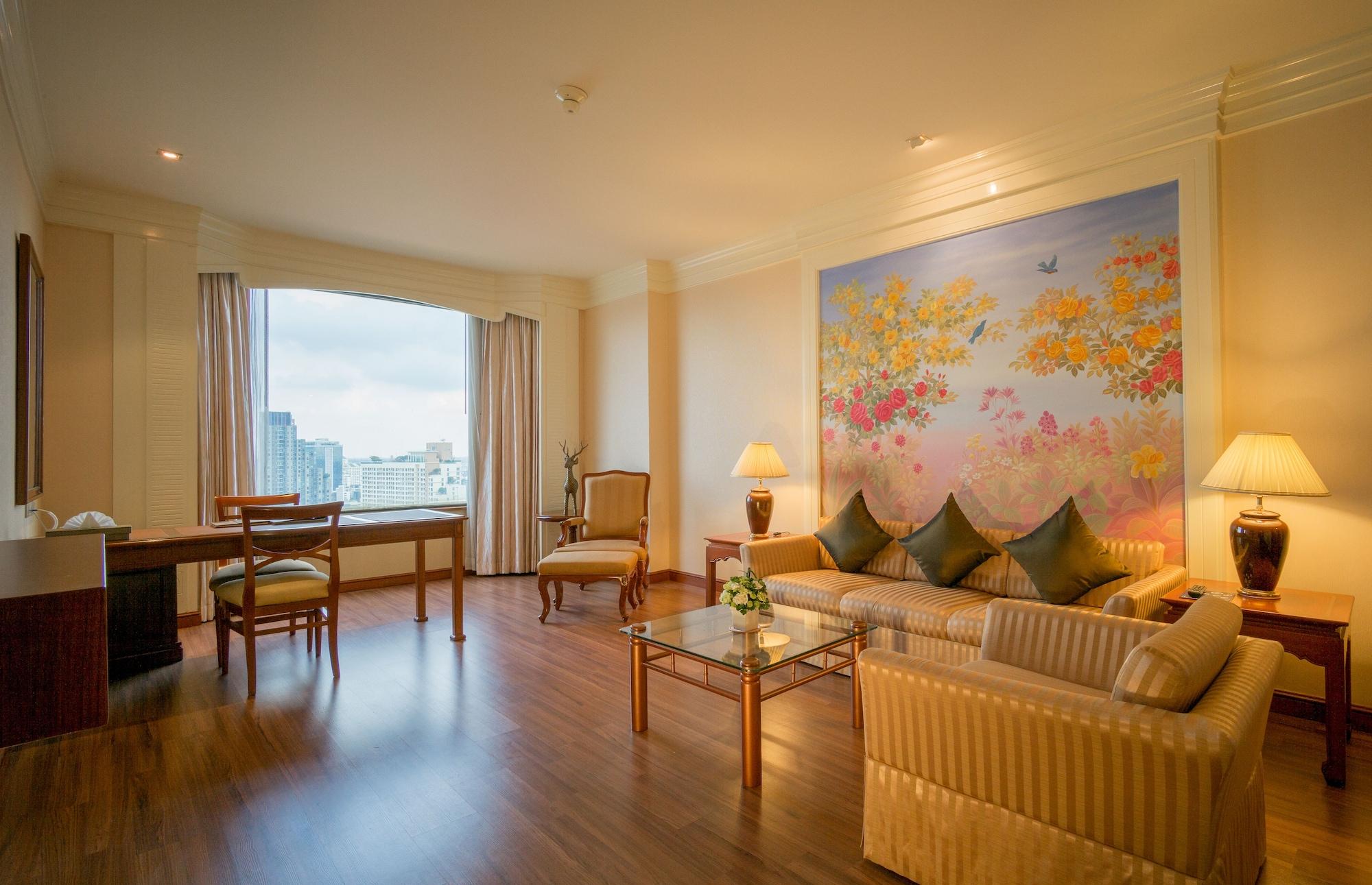 The Emerald Hotel Банкок Екстериор снимка