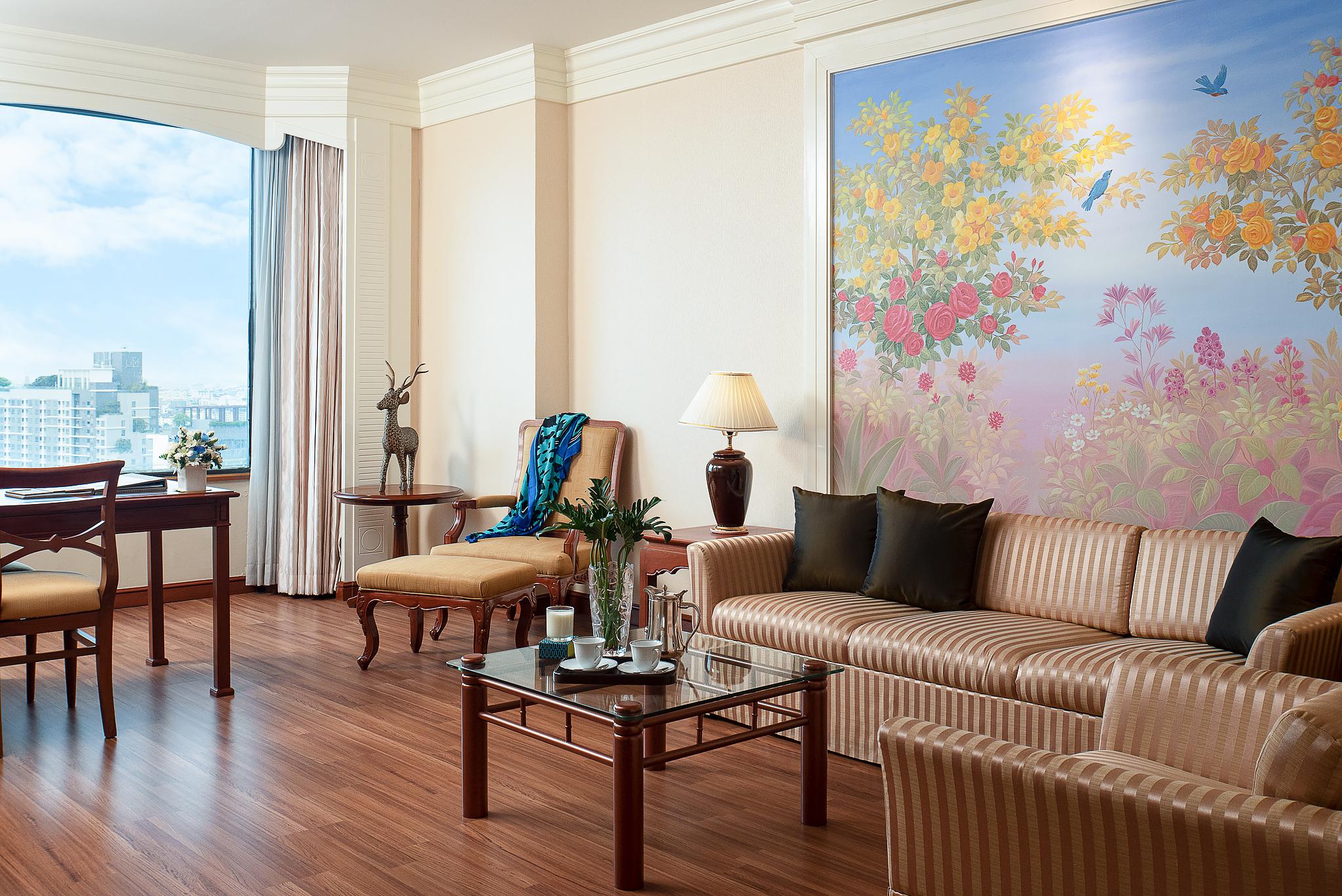 The Emerald Hotel Банкок Екстериор снимка